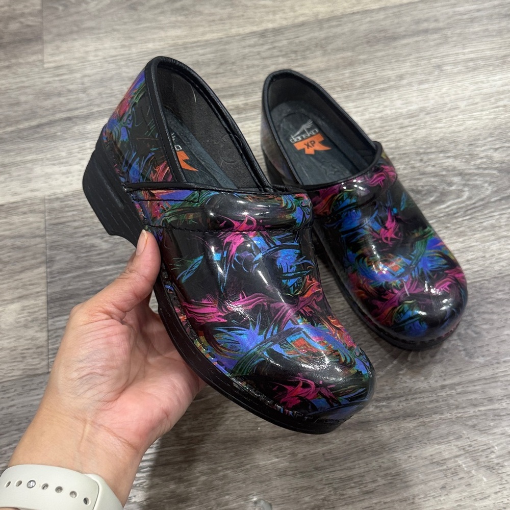 Dansko Black Clogs with Colorful Swirl Design 36 Professional Slip on Shoes